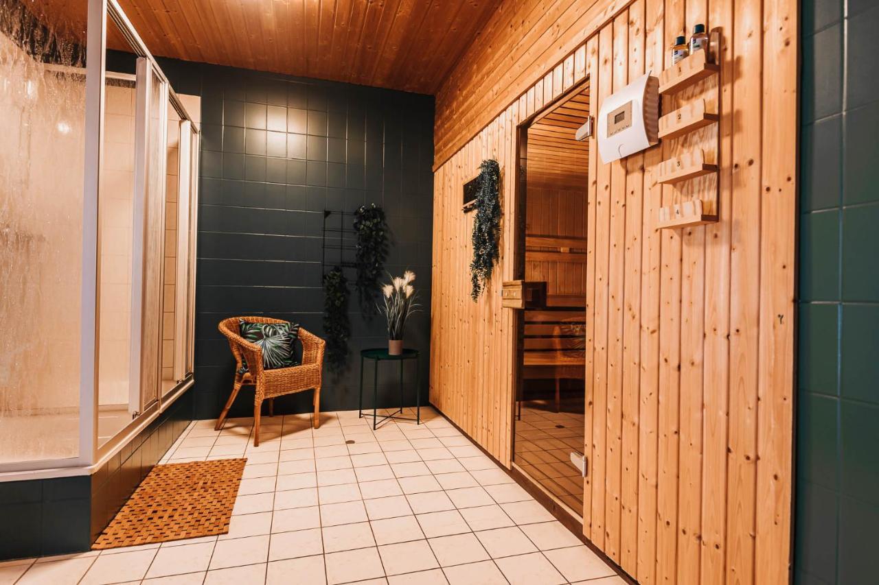 Xxl Ferienhaus Goldberger See - Sauna - 16 Personen Luaran gambar